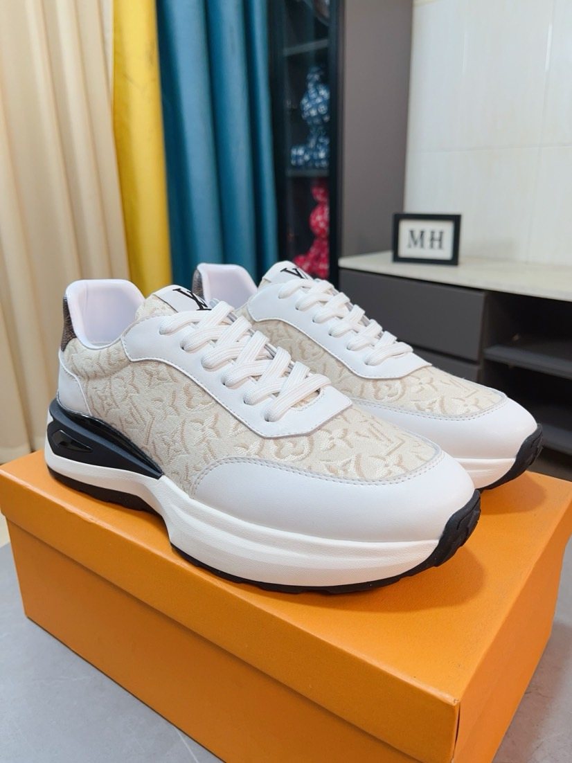 Louis Vuitton Patterned Low-Top Sneakers
